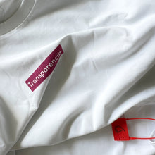 Load image into Gallery viewer, Transparencia. Box Logo Magenta Premium t-shirt.
